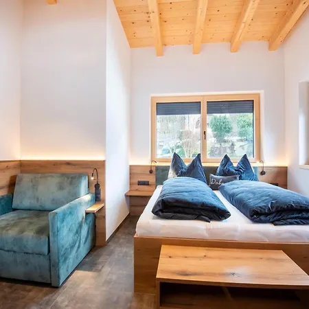Moiklerhof, Cleaning Included Daire Ramsau im Zillertal