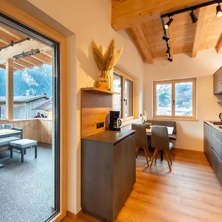 Moiklerhof Apartment, Cleaning Included *
